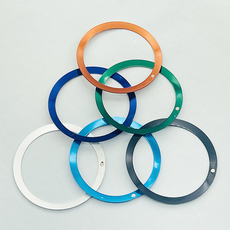 36.5mm Curved Aluminum Watch b - Reel Case recension och pris