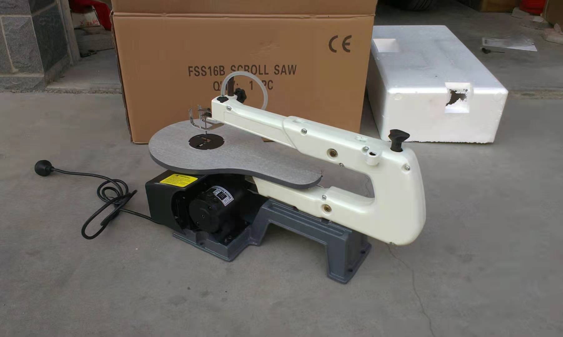 Wood Cutting Industrial Deskto - Electric Reel recension och pris